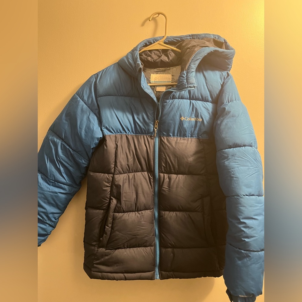 Columbia Boys size L; excellent condition;smoke free home